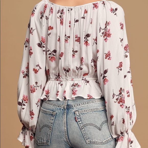 NWT White Floral Print Ruffled Long Sleeve Blouse - Picture 2 of 4